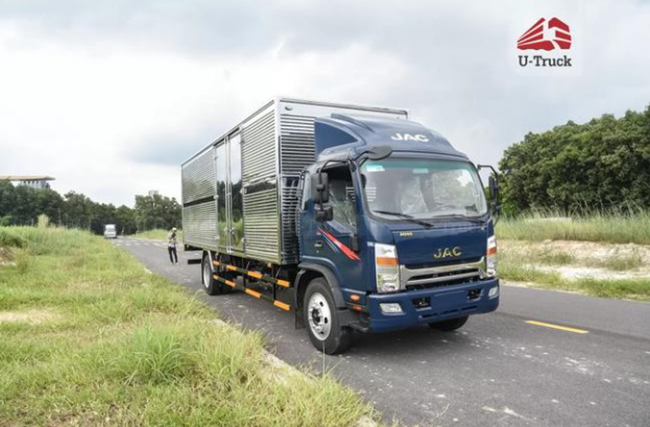 Giá xe tải 8 tấn bao nhiêu? Nên chọn loại nào?