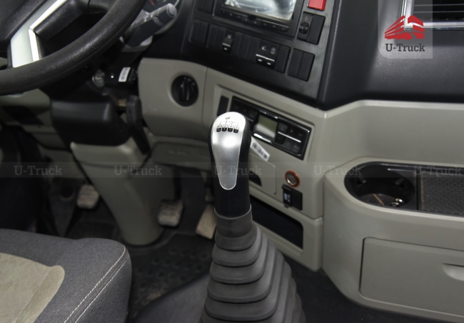 Xe ben NX400 8x4 thùng vuông