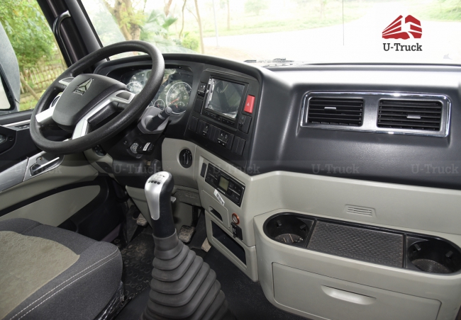 Xe ben NX400 8x4 thùng vuông