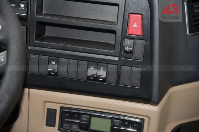 Xe ben VX350 8x4 thùng đúc