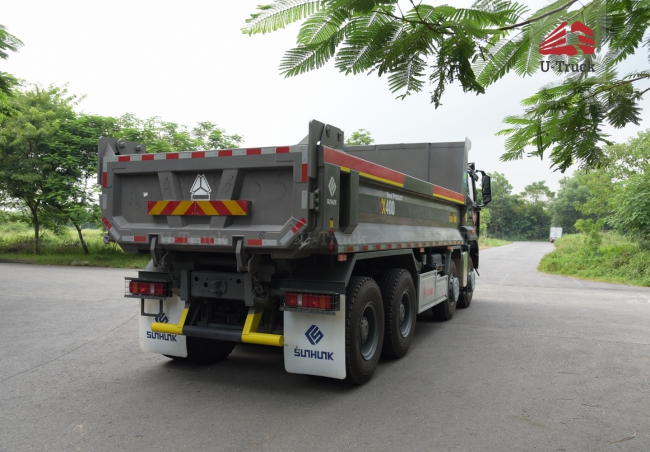 Xe ben VX400 8x4 thùng đúc