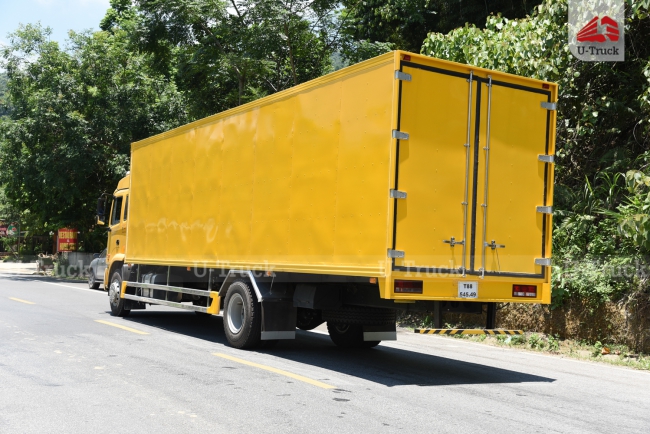 Xe tải A5 4x2 thùng kín tôn phẳng 9m5