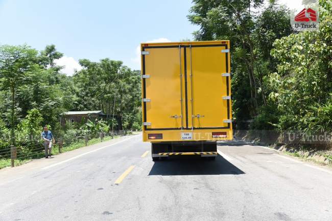 Xe tải A5 4x2 thùng kín tôn phẳng 9m5