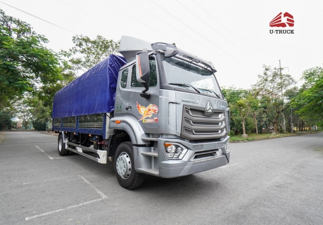 Xe tải thùng HOWO NX 4X2 khung mui 7M6 trục 6.000 Xe tải thùng HOWO NX 4X2 khung mui 7M6 trục 6.000