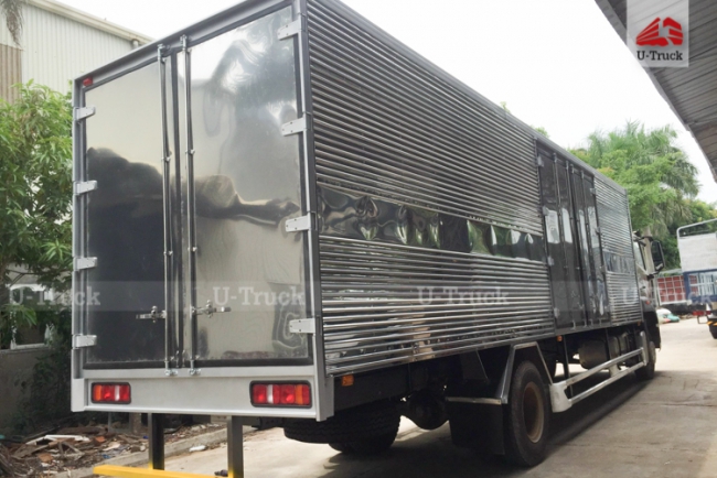 Xe tải VX 4x2 thùng kín 1CH 9m8