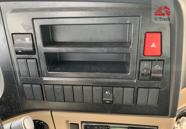 Xe tải VX 6x2 thùng công 3CH 9m9