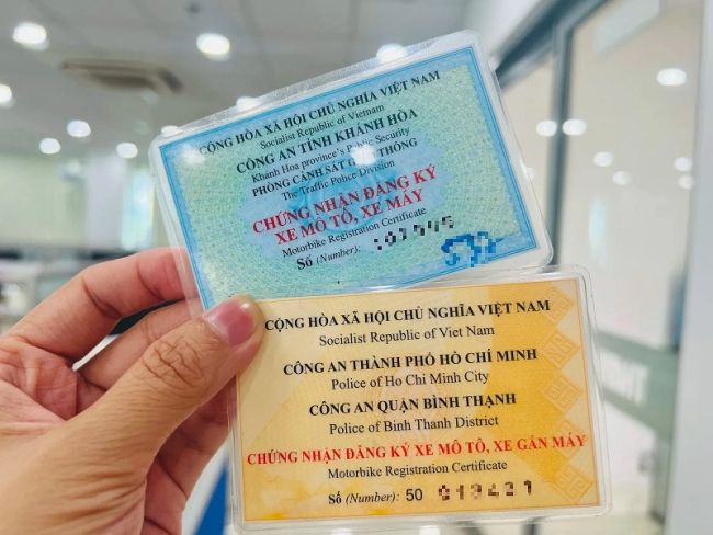 Cà vẹt xe tải là gì? Mất cà vẹt xe có làm lại được không?