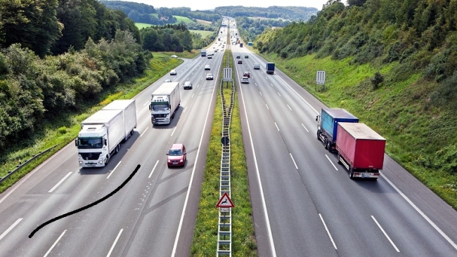 Kinh nghiệm lái xe tải nặng an toàn cho lái mới