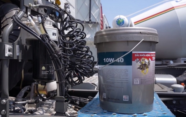 Nhớt xe tải bao lâu cần thay? Cách tự thay dầu nhớt xe tải tại nhà