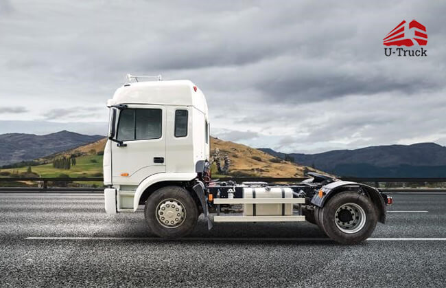 Mức Phí Bảo Hiểm Bắt Buộc Xe Đầu Kéo Bao Nhiêu?