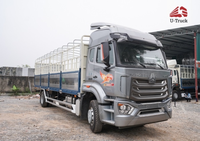 Đặc điểm dòng xe HOWO 2 chân và giá bán mới nhất 2025