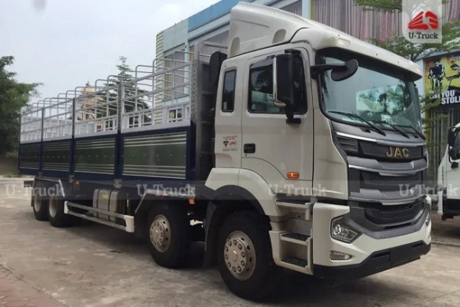 Xe tải 2 cầu có tốn xăng không? Nên mua xe 2 cầu hay 1 cầu?