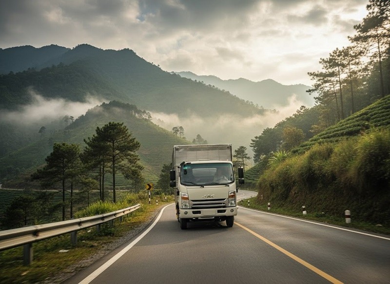 Xe tải 5 tấn phù hợp với nhiều dạng địa hình