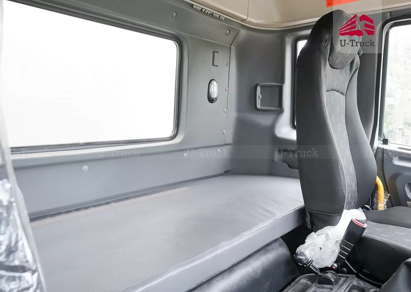 Giường nằm nghỉ ngơi cho tài xế