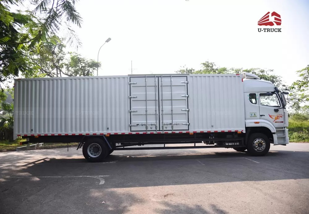 Xe tải HOWO NX 4X2 thùng công 1CH 9M9