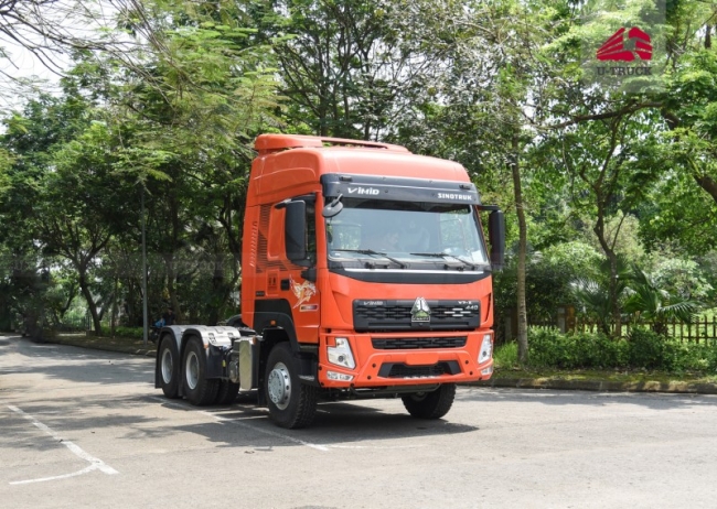 Xe đầu kéo HOWO V7X 440 cầu dầu Xe đầu kéo HOWO V7X 440 cầu dầu