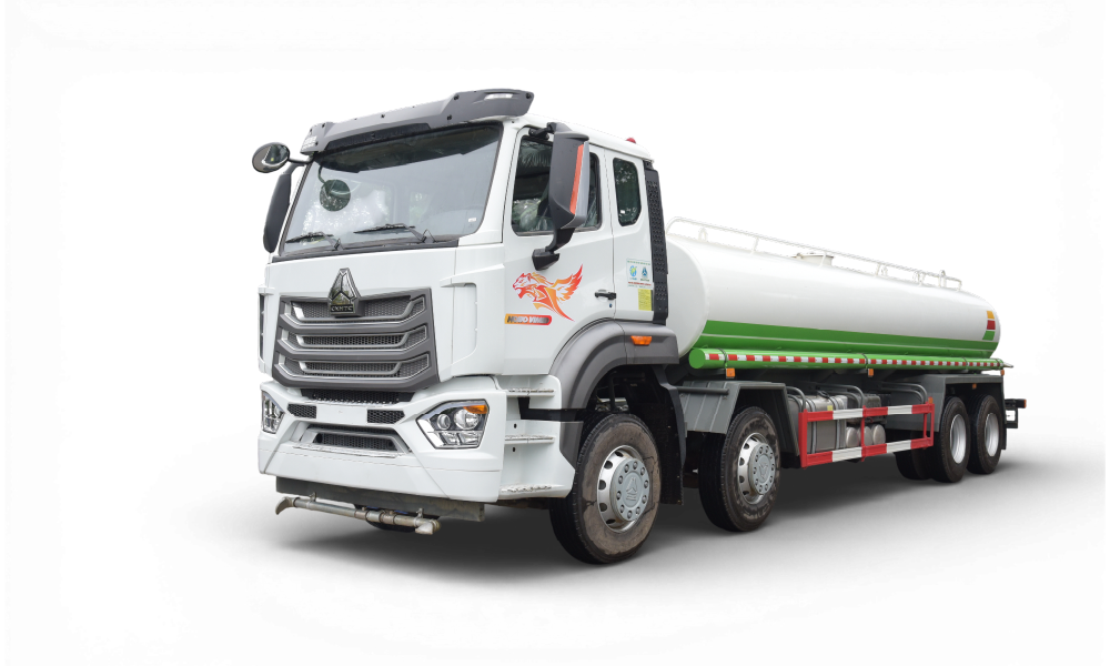 xe phun nước Howo NX 8x4 17m3
