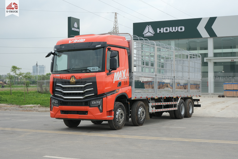 Howo MAX 350 8×4 Cargo Truck – Tarpaulin Frame 9.7M