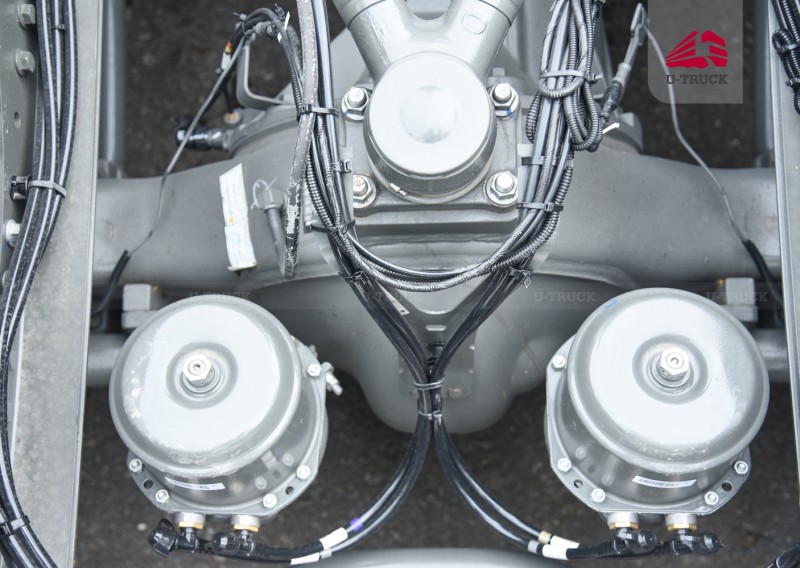 Howo V7-X 440HP Tractor – Single Reduction Rear Axle
