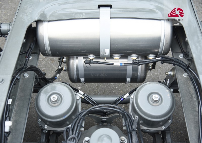 Howo V7-X 440HP Tractor – Single Reduction Rear Axle