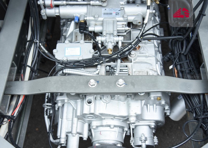 Howo V7-X 440HP Tractor – Single Reduction Rear Axle