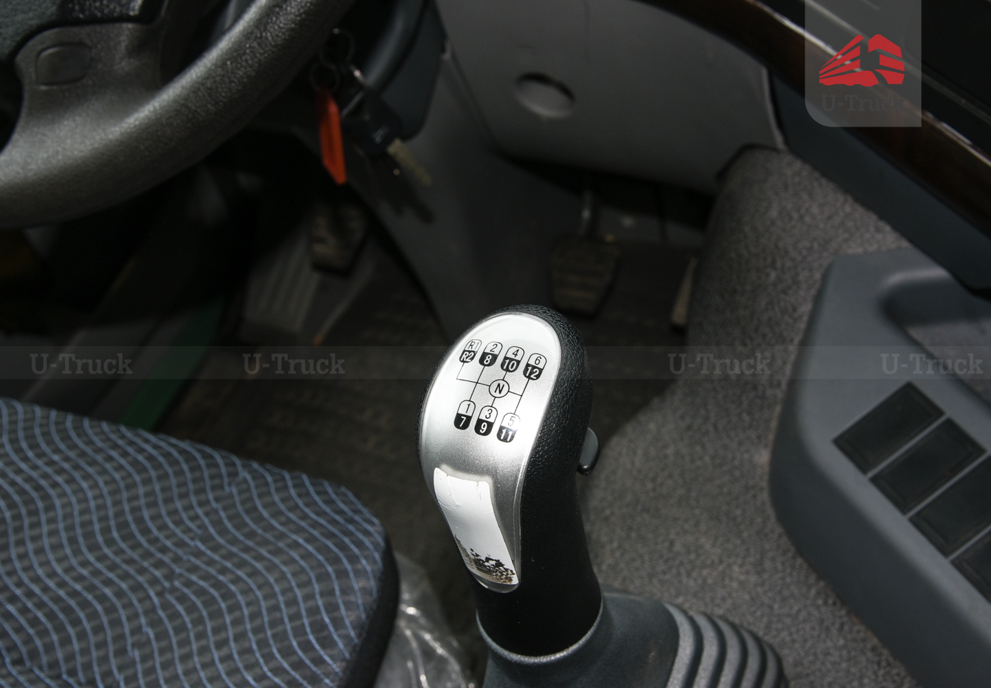 JAC Q7 420 Tractor– Hub Reduction Rear Axle