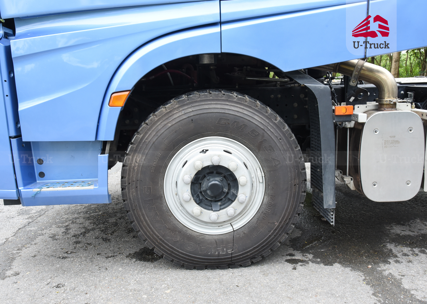 JAC Q7 420 Tractor– Hub Reduction Rear Axle
