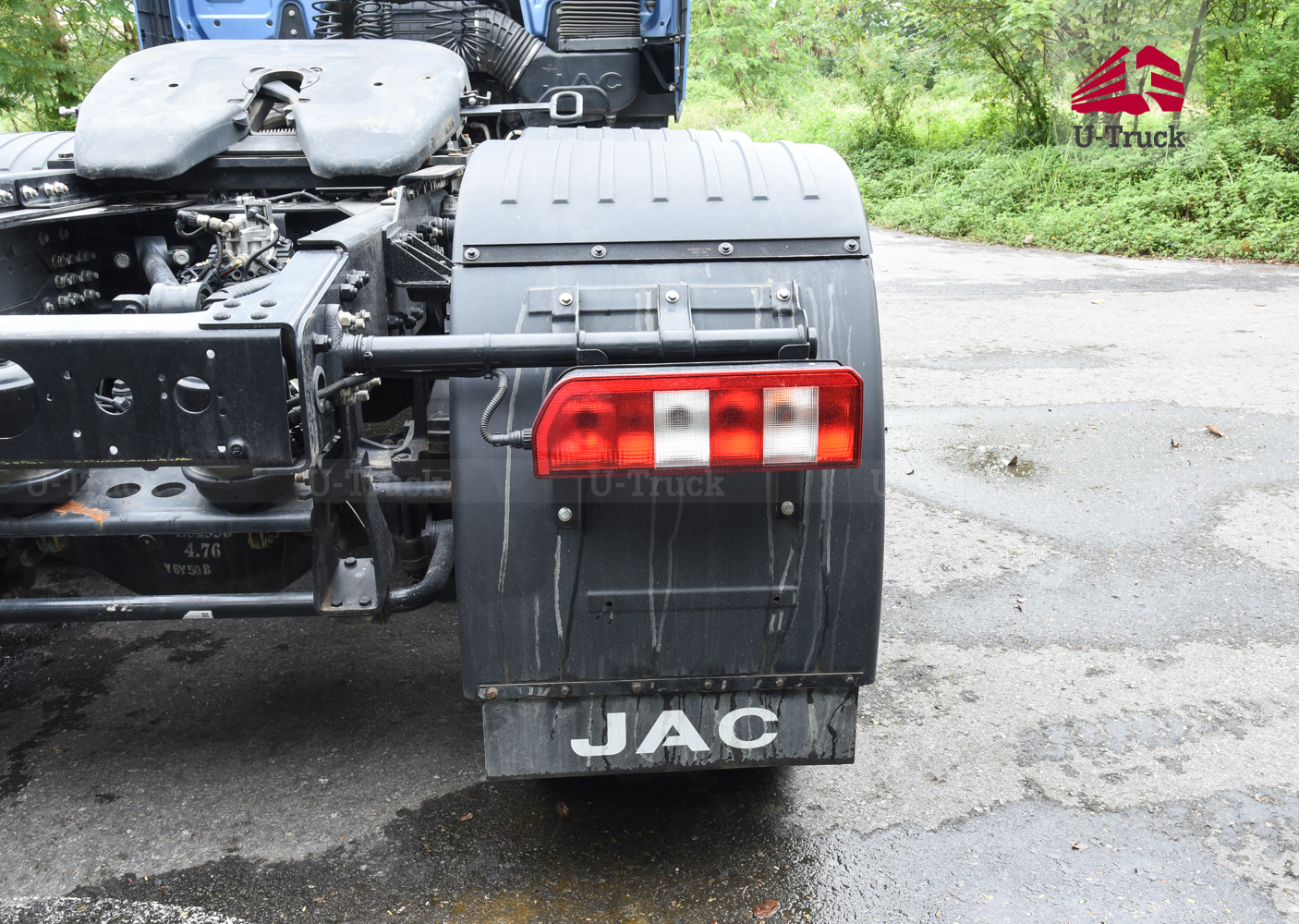 JAC Q7 420 Tractor– Hub Reduction Rear Axle