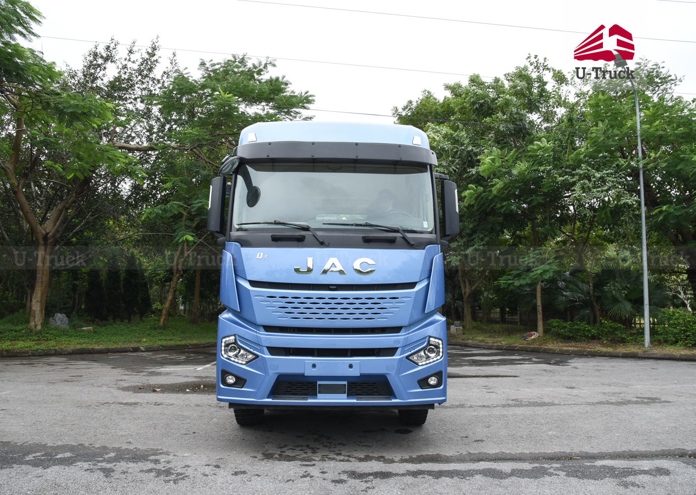 JAC Q7 420 Tractor– Hub Reduction Rear Axle