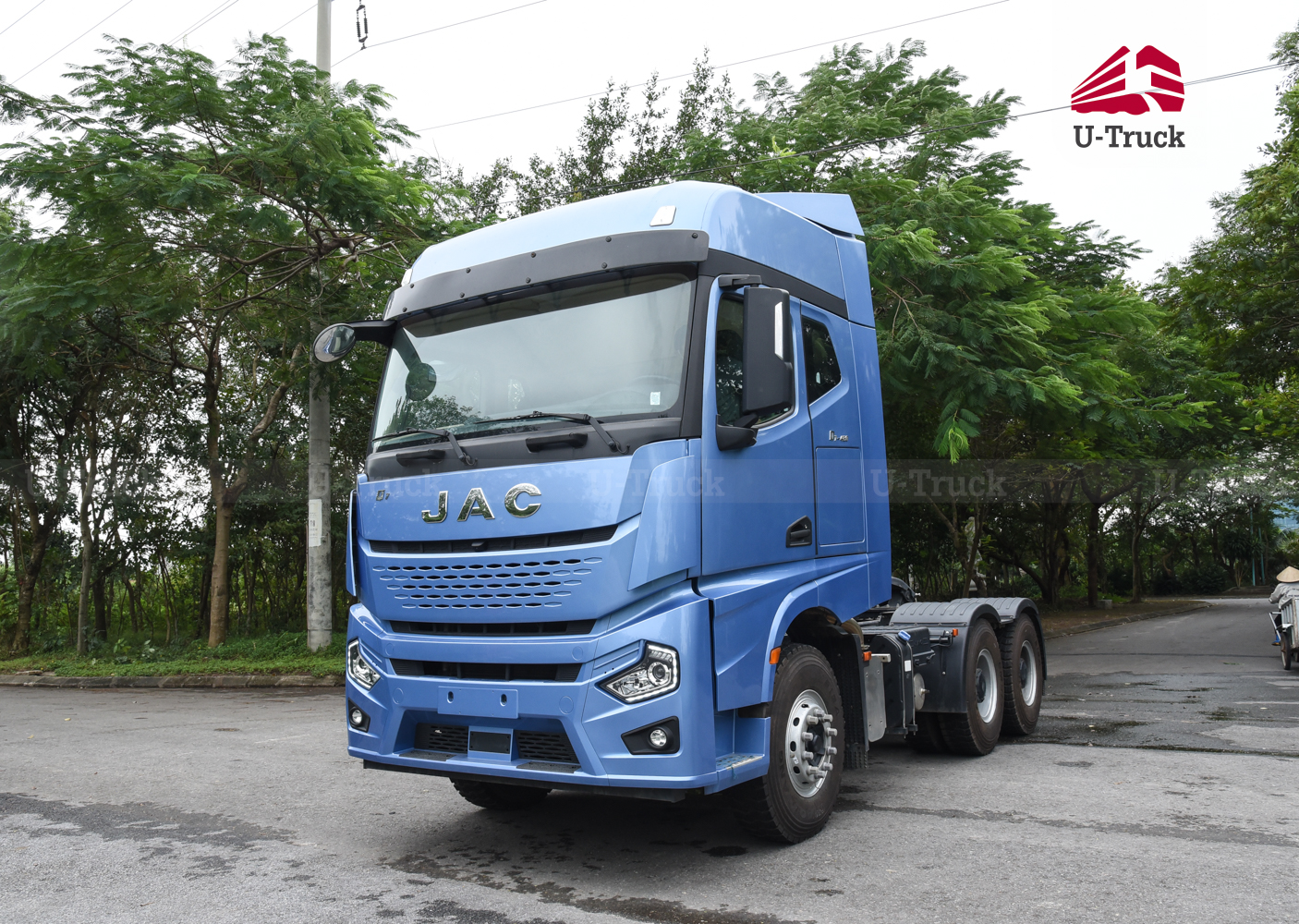 JAC Q7 420 Tractor– Hub Reduction Rear Axle