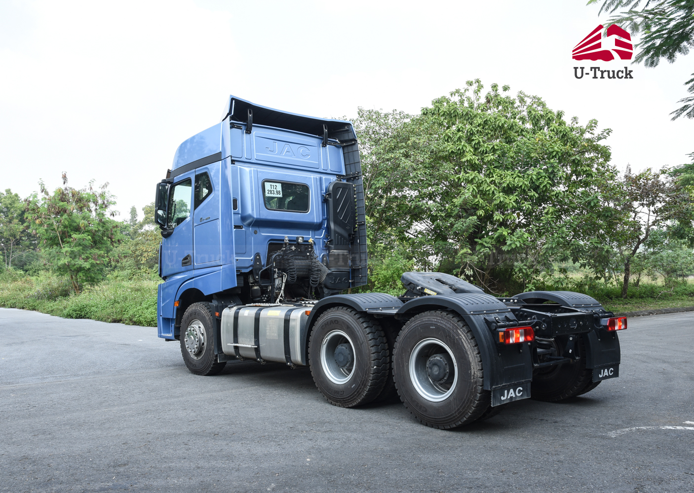 JAC Q7 480 Tractor – Hub Reduction Rear Axle