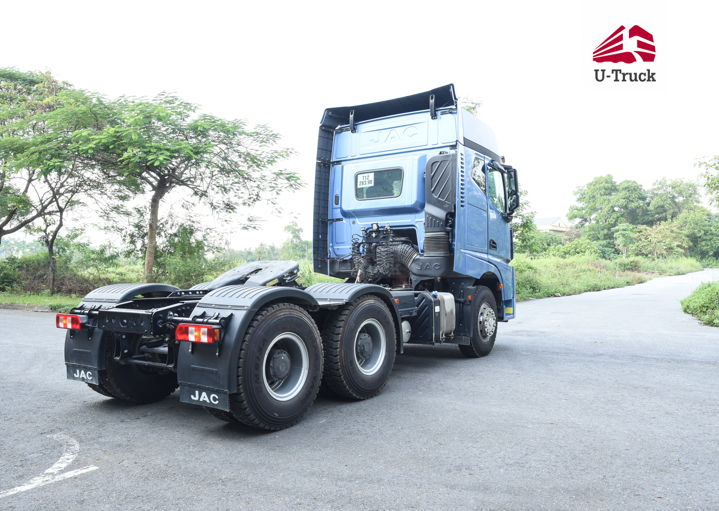 JAC Q7 480 Tractor – Hub Reduction Rear Axle