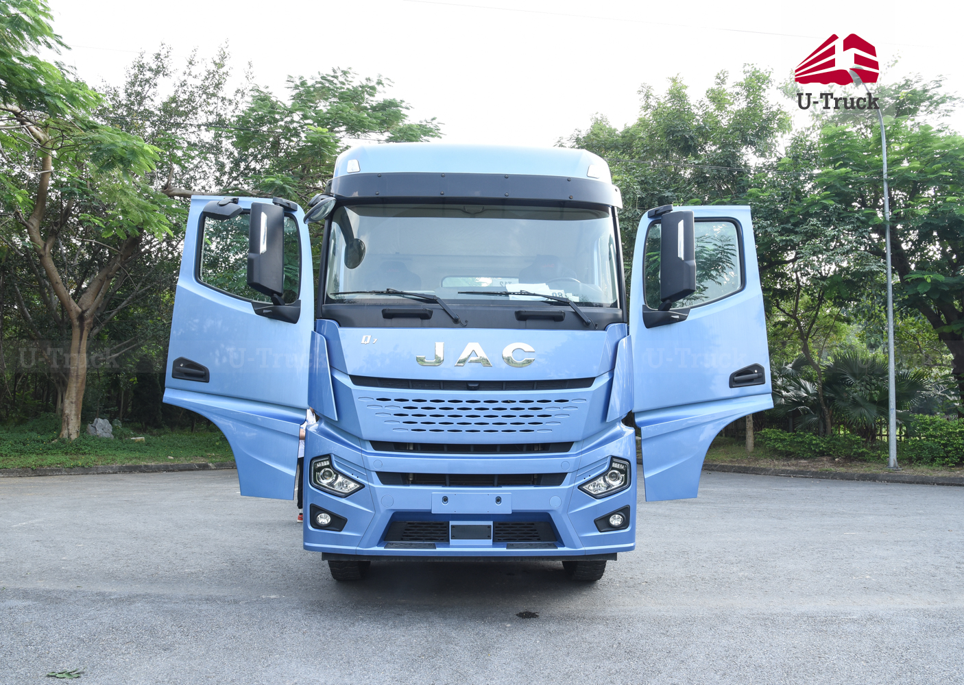JAC Q7 480 Tractor – Hub Reduction Rear Axle