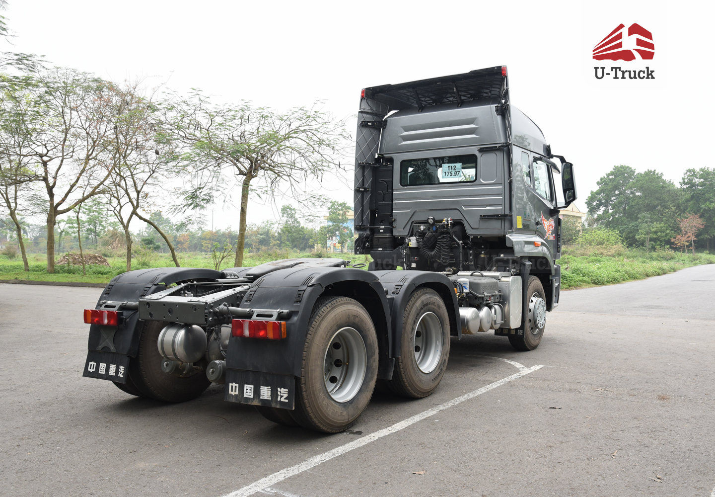 HOWO NX 440HP TRACTOR- Single Reduction Rear Axle