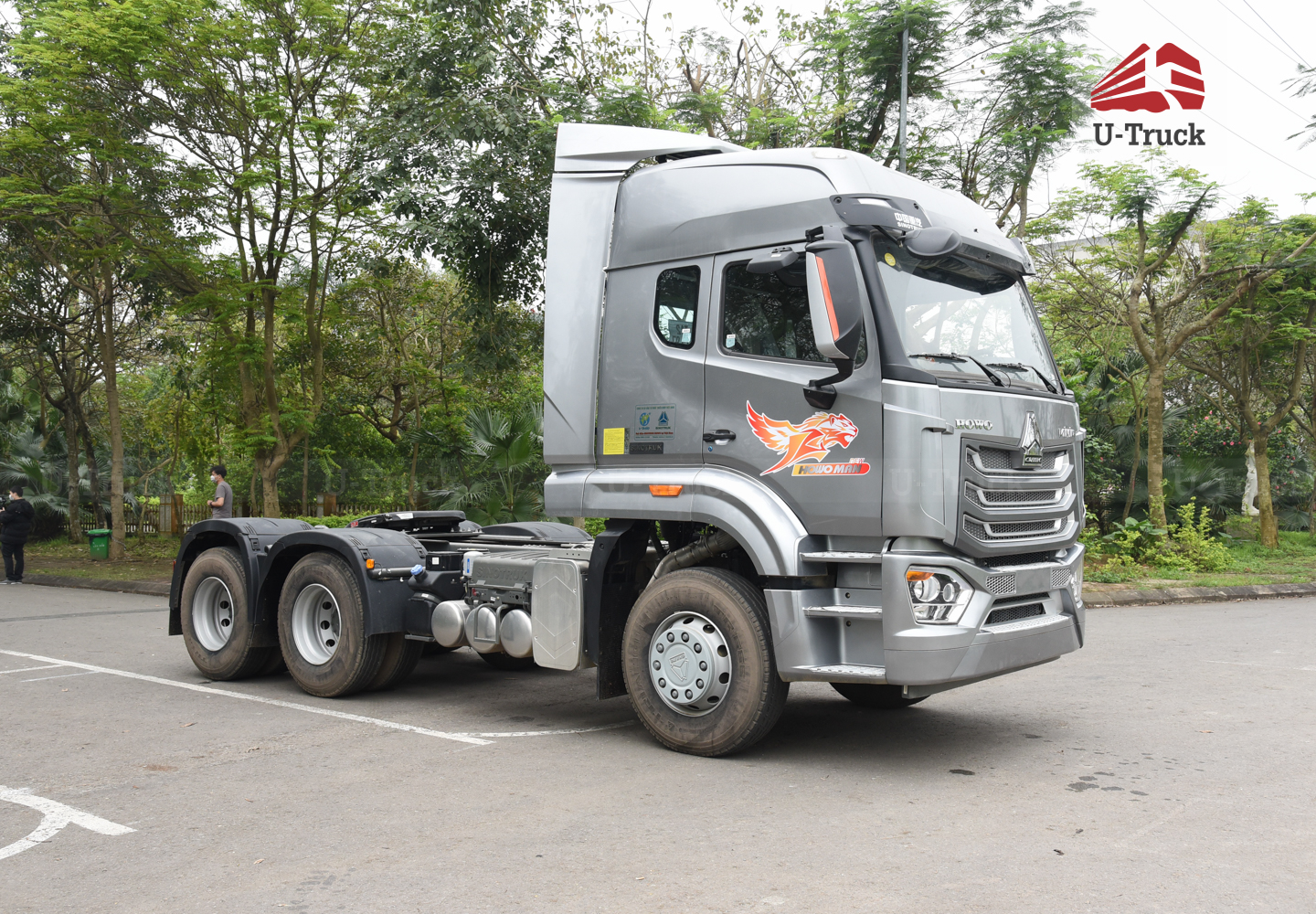 HOWO NX 440HP TRACTOR- Single Reduction Rear Axle