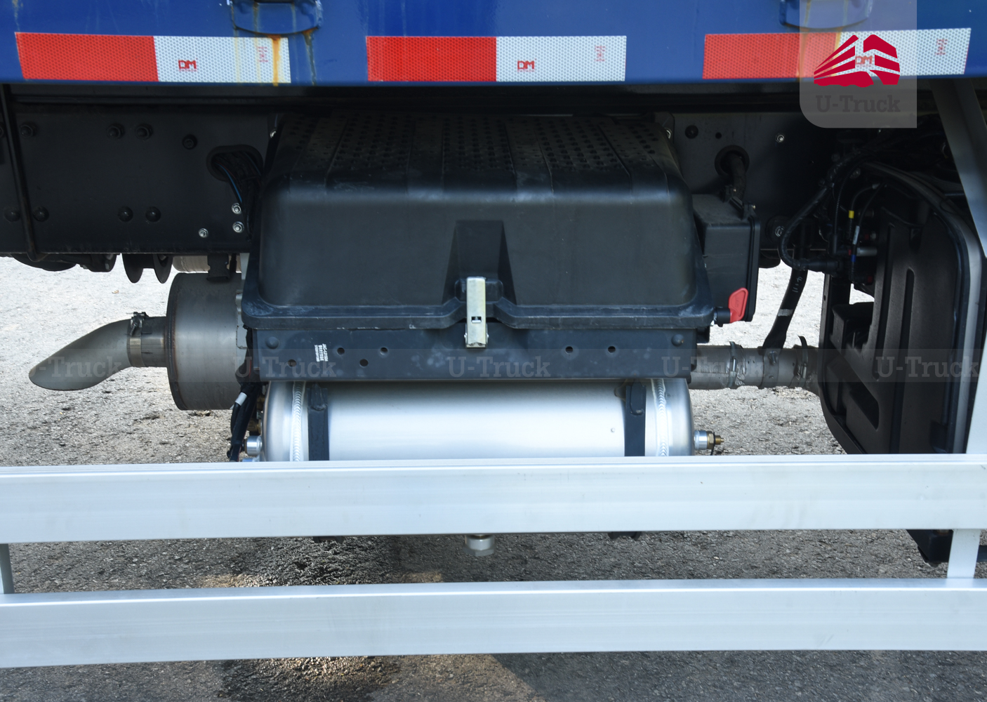 JAC A5 6×4 Cargo Truck – Tarpaulin Frame 9.9M (Imported)
