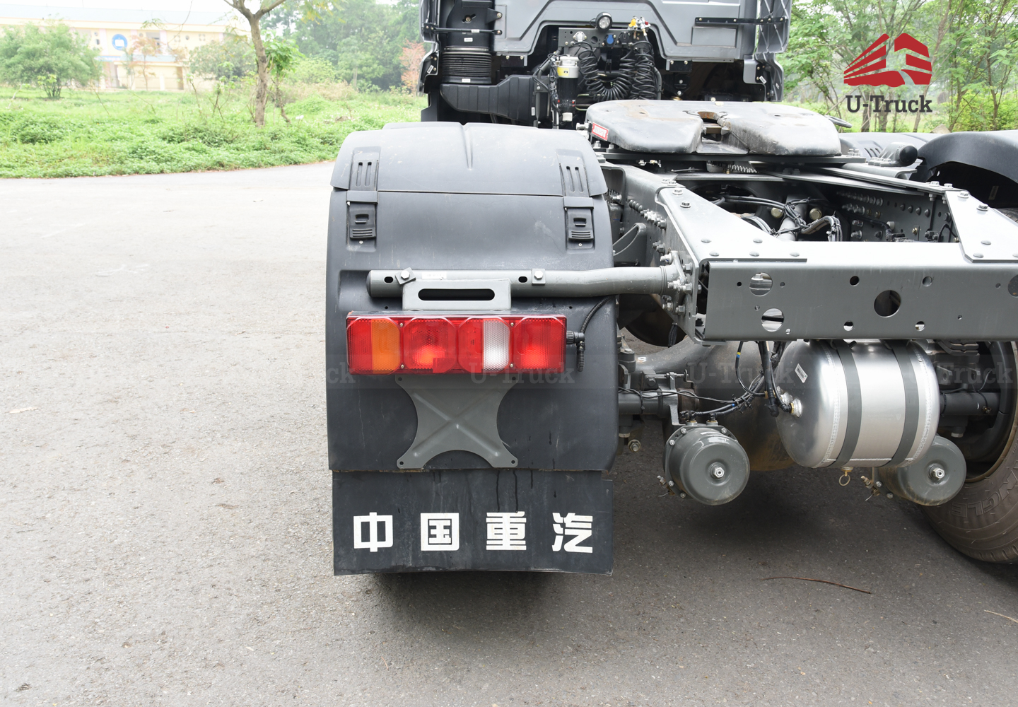 HOWO NX 440HP TRACTOR- Single Reduction Rear Axle