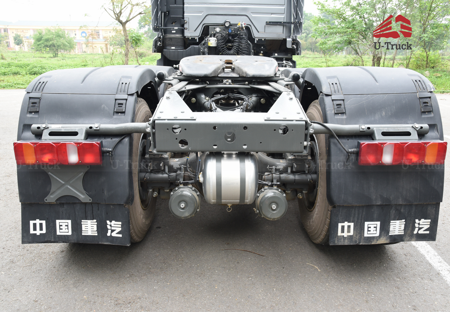 HOWO NX 440HP TRACTOR- Single Reduction Rear Axle