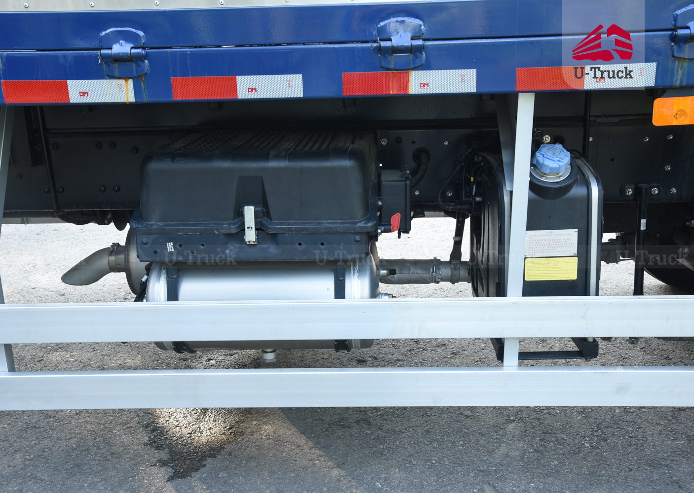 JAC A5 6×4 Cargo Truck – Tarpaulin Frame 9.9M (Imported)