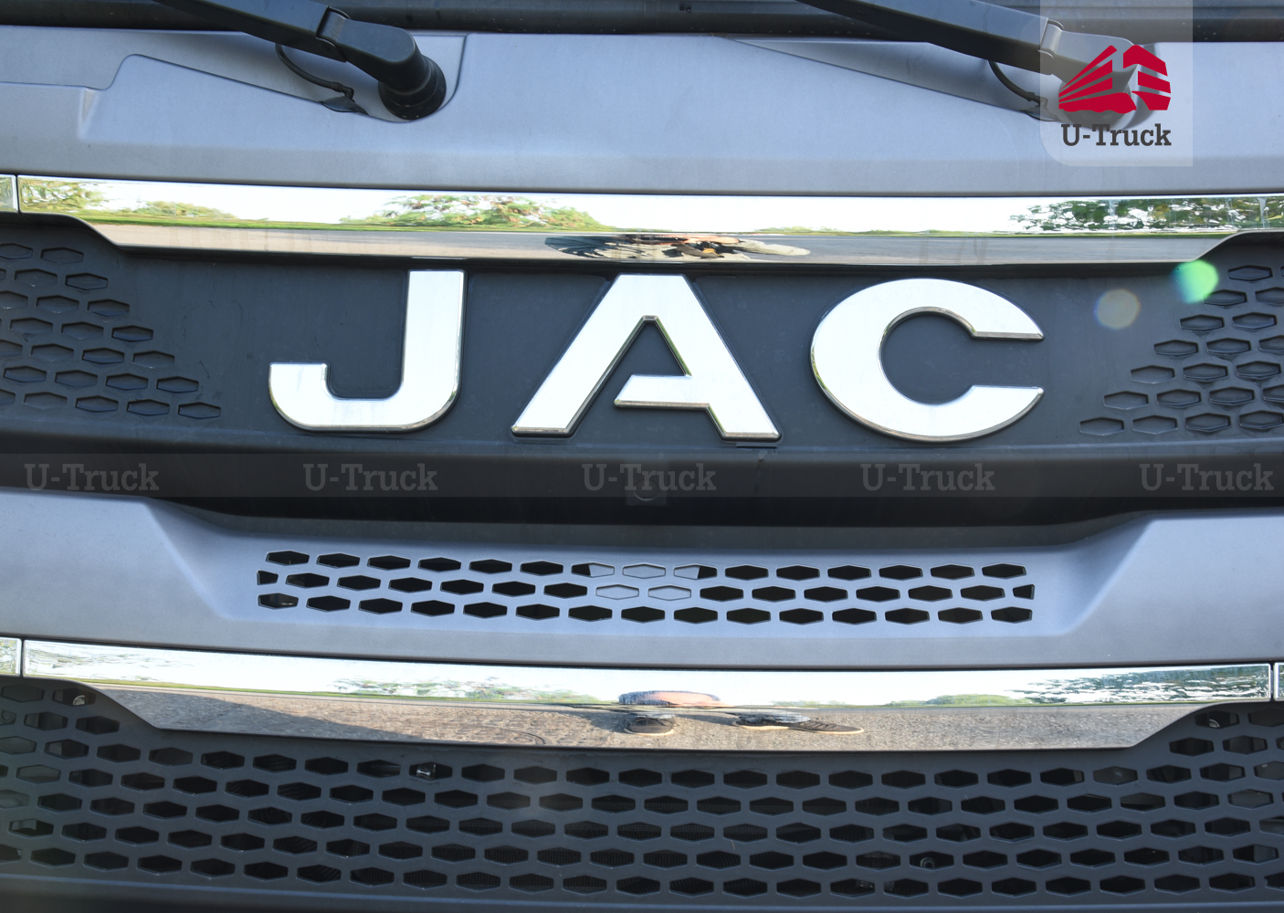 JAC A5 6×4 Cargo Truck – Tarpaulin Frame 9.9M (Imported)