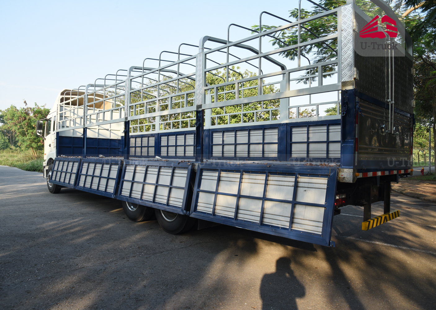 JAC A5 6×4 Cargo Truck – Tarpaulin Frame 9.9M (Imported)