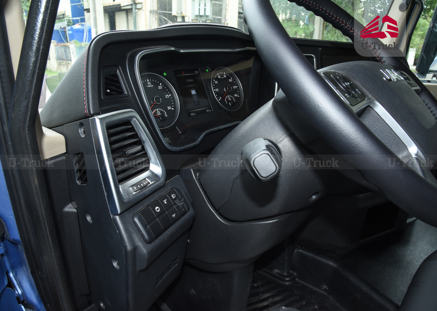 JAC Q7 480 Tractor – Hub Reduction Rear Axle