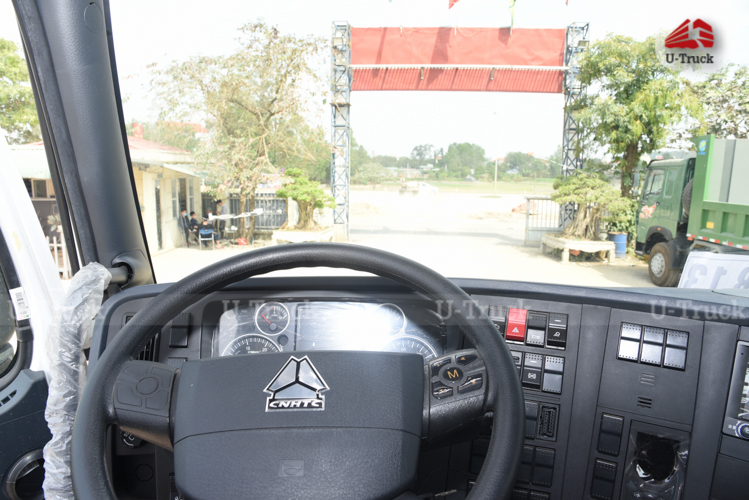 Howo T7H 440HP Tractor – Single Reduction Rear Axle