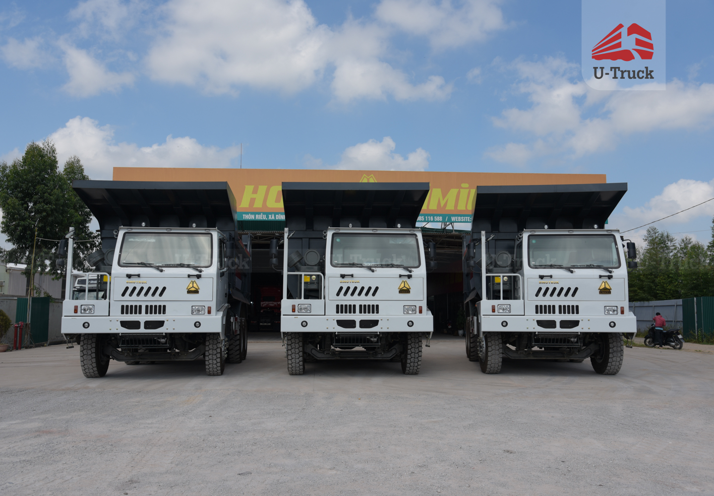 HW7D 371 70 Tons Mining Truck – U-Shape Dump Box