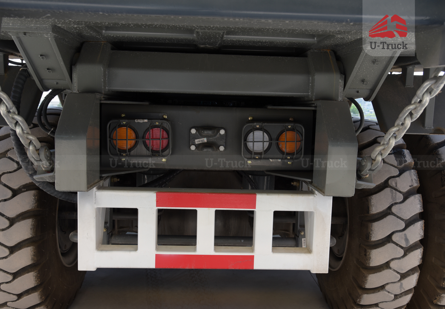 HW7D 371 70 Tons Mining Truck – U-Shape Dump Box