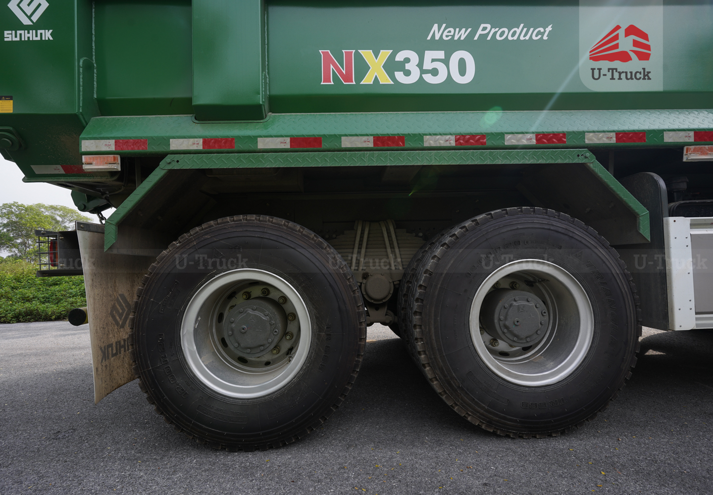 Howo NX 350HP 8×4 Dump Truck – U-Shape Dump Box