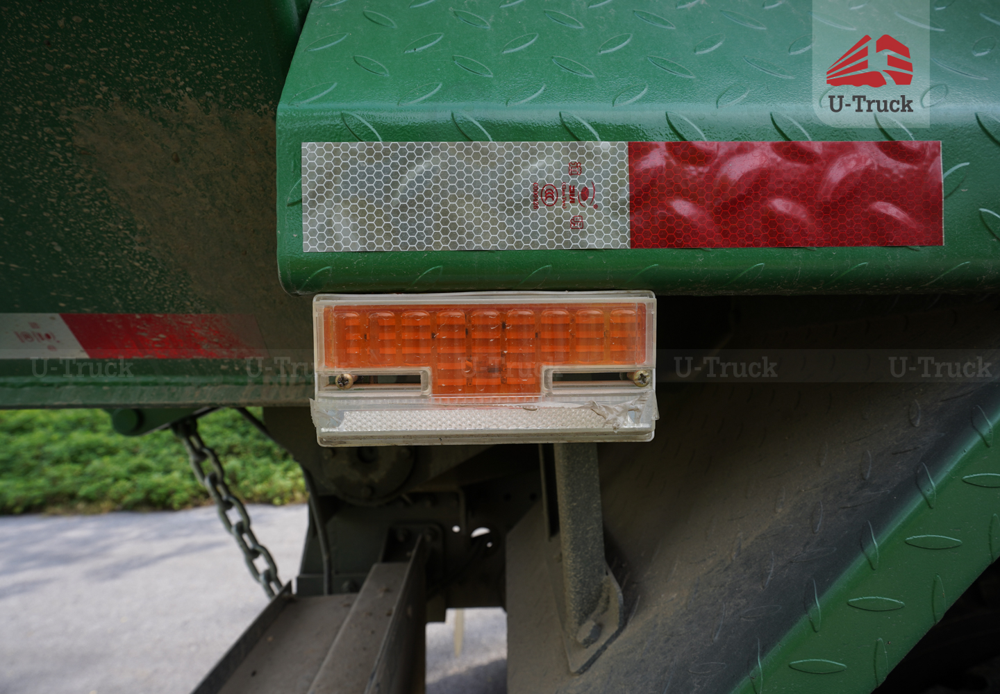 Howo NX 350HP 8×4 Dump Truck – U-Shape Dump Box