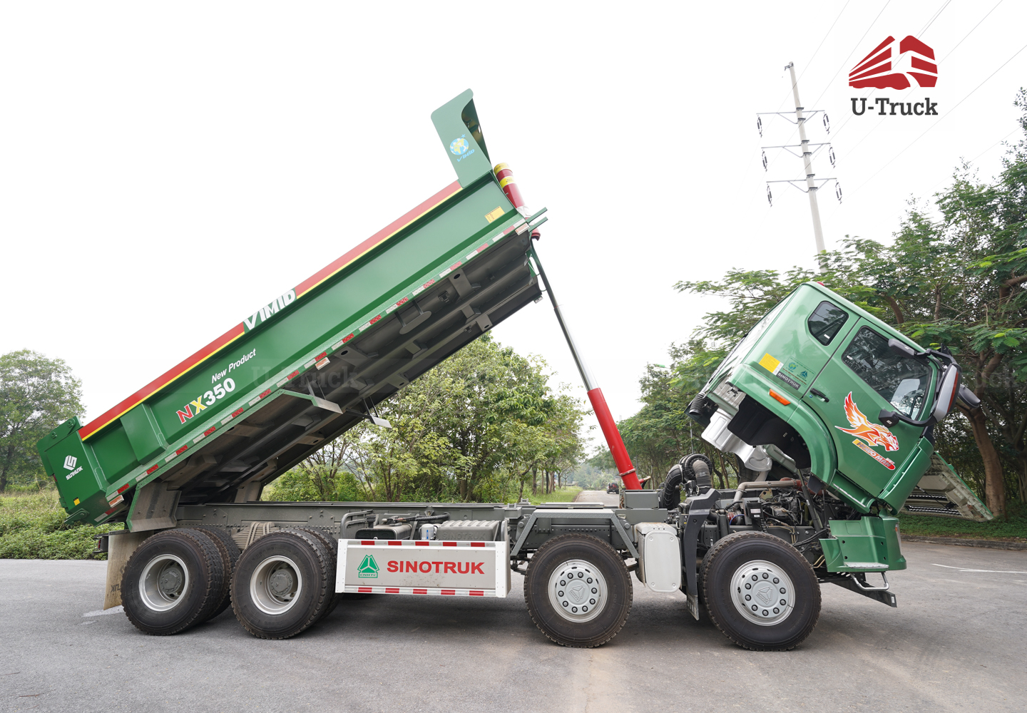 Howo NX 350HP 8×4 Dump Truck – U-Shape Dump Box
