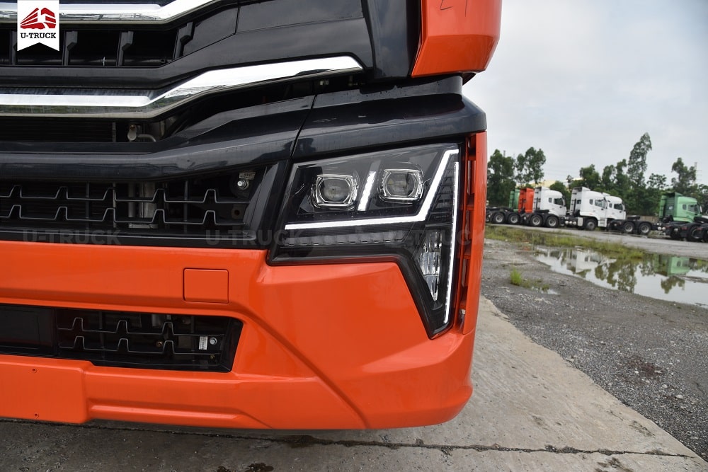 Howo MAX 350 8×4 Cargo Truck – Tarpaulin Frame 9.7M