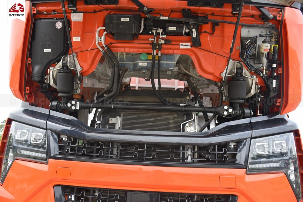 Howo MAX 350 8×4 Cargo Truck – Tarpaulin Frame 9.7M